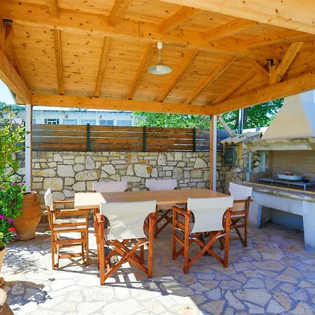 Sofia Stella Villa Pithos