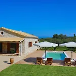 Villa Sofia Stella Pithos