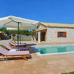 Villa Sofia Stella Pithos